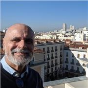 Profesor de Contabilidad y Finanzas con amplia experiencia en empresas y en docencia
